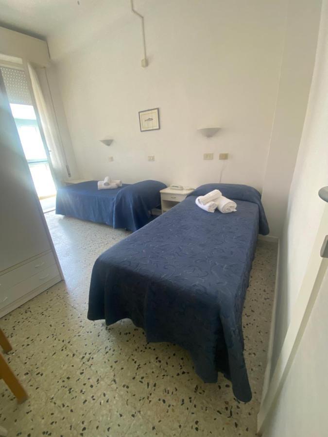 B&B Hotel Lucciola Cattolica Kültér fotó