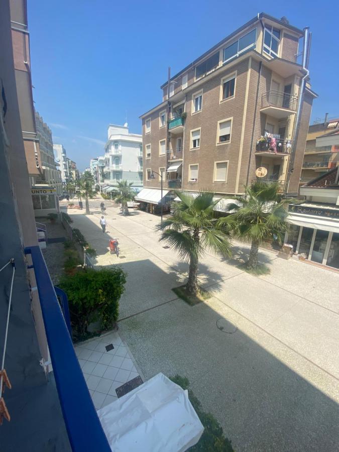B&B Hotel Lucciola Cattolica Kültér fotó