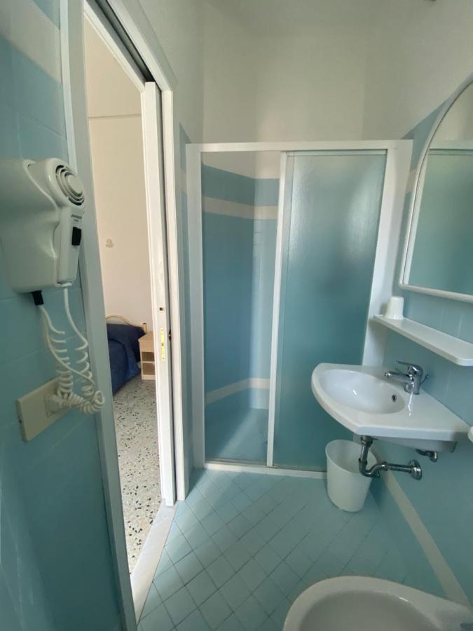 B&B Hotel Lucciola Cattolica Kültér fotó